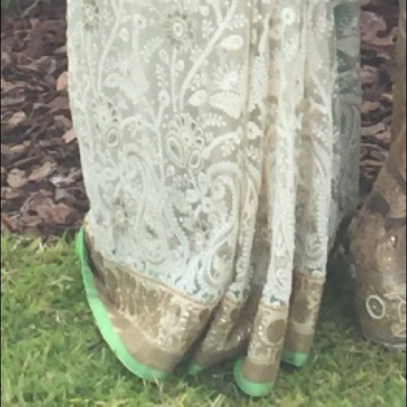 Saree! - Picture 2 of 6